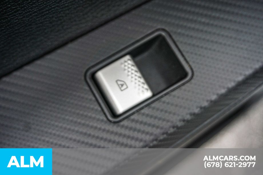 Used 2025 Silver Mitsubishi SE image 54
