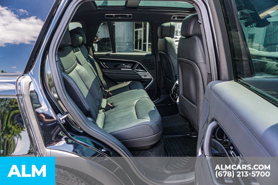 Used 2023 Black Land Rover SE image 22