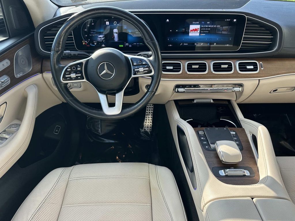 Thumbnail: 2021 Mercedes-Benz GLS - 20
