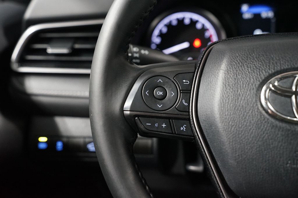 Thumbnail: 2024 Toyota Camry - 14