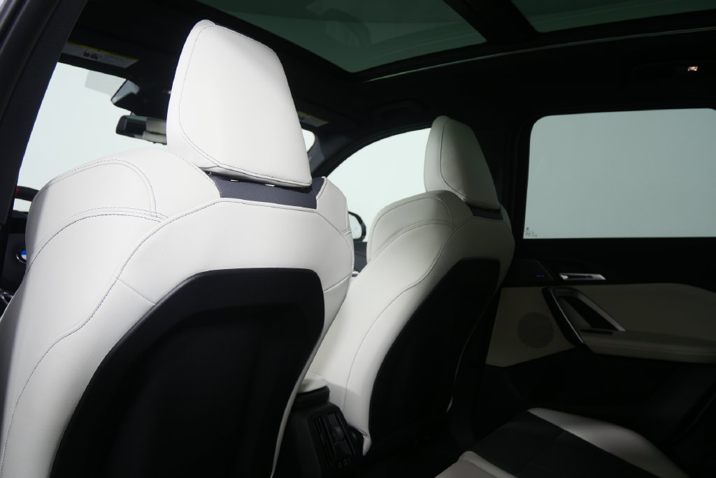 Thumbnail: 2026 BMW X1 - 16