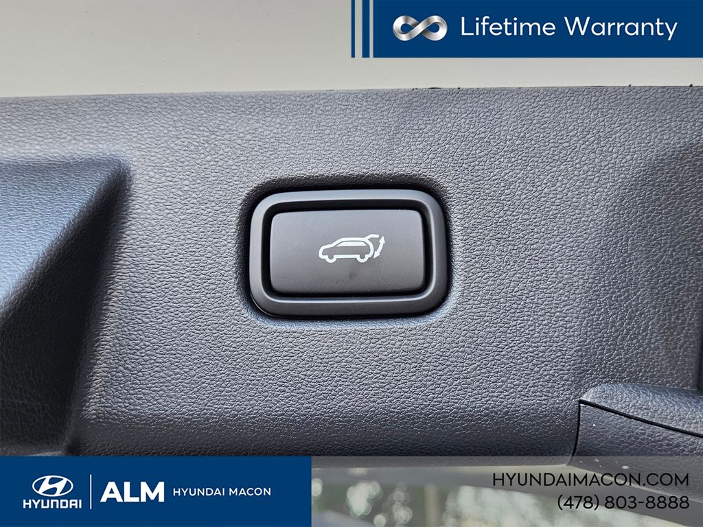 New 2026 White HYUNDAI SEL image 14