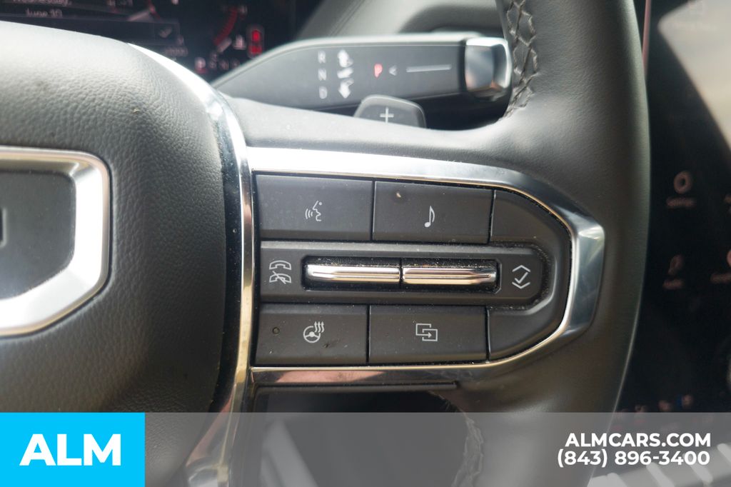 Used 2025 Onyx Black GMC Denali image 28