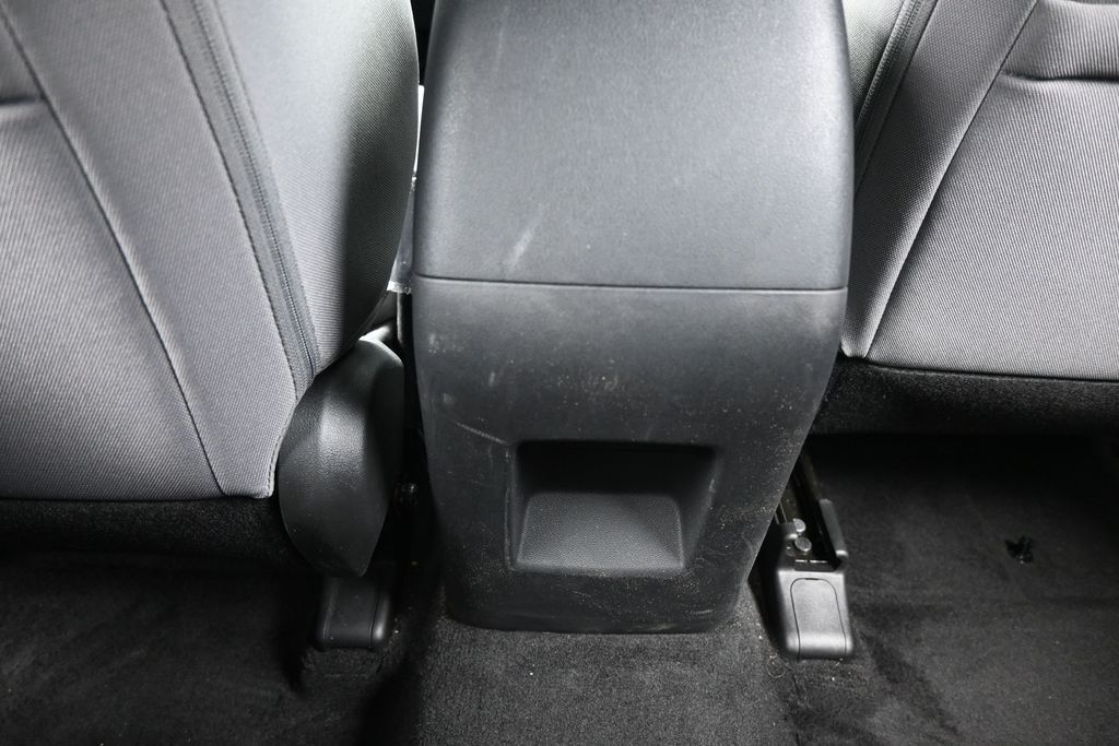 Used 2024 Sage Gray Hyundai SEL image 35