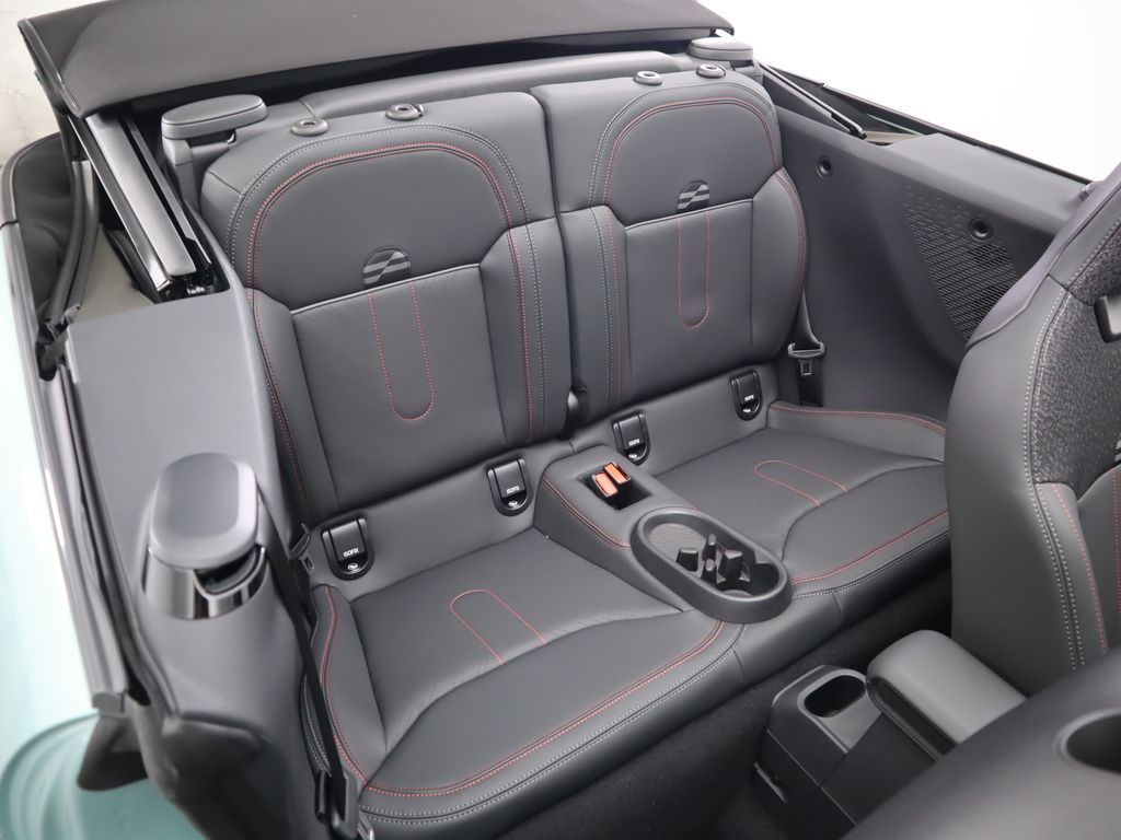 Thumbnail: 2026 MINI Cooper - 31