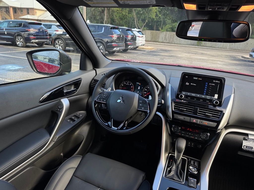 2025 Mitsubishi Eclipse Cross SEL photo 19