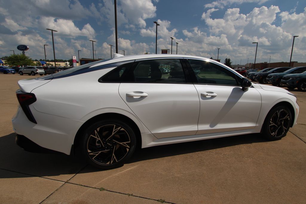New 2026 Kia K5 Sedan