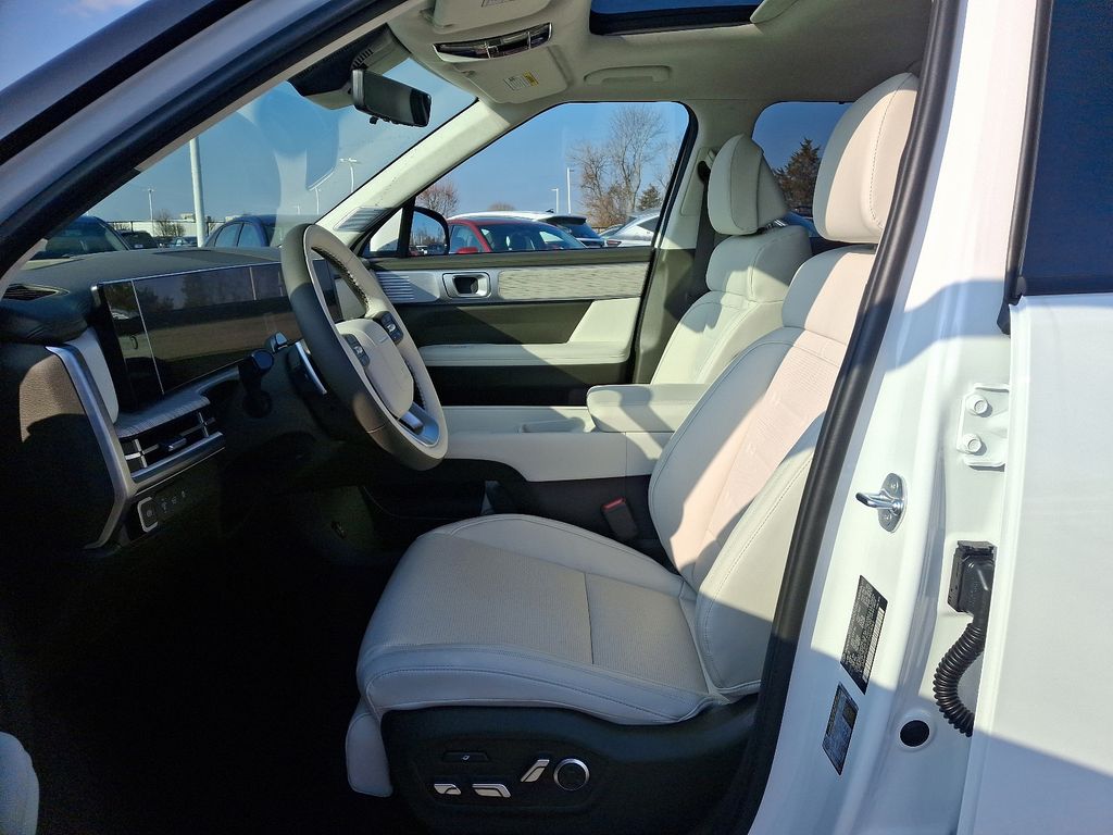 Thumbnail: 2025 Hyundai Santa Fe - 6