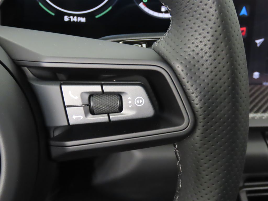 Thumbnail: 2024 Porsche 911 - 23