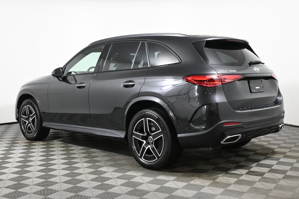 2025 Mercedes-Benz GLC 300 5