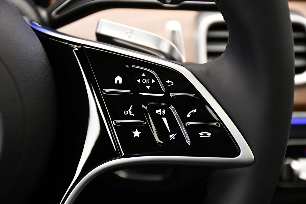 Thumbnail: 2026 Mercedes-Benz GLE - 22