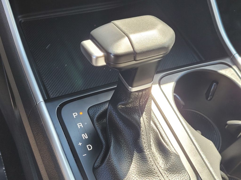 Used 2025 Blue Kia LXS image 24