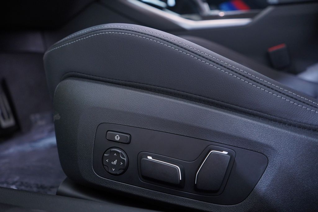 Thumbnail: 2026 BMW M2 - 17