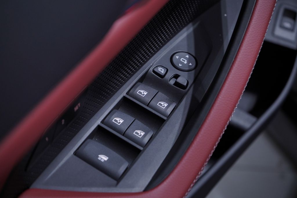 Thumbnail: 2026 BMW 4 Series - 14