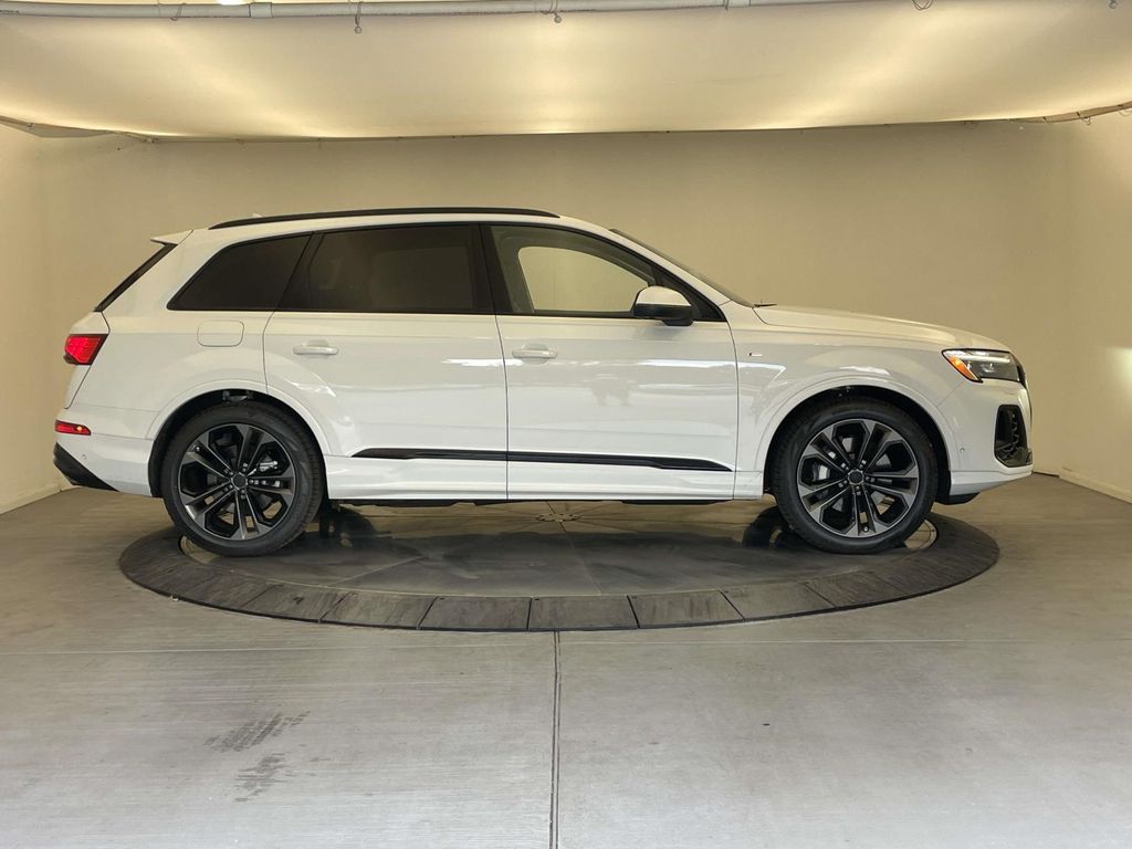 2026 Audi Q7 55 Premium White at Audi Porsche Sewickley