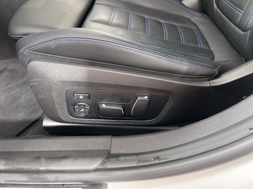 Thumbnail: 2024 BMW 3 Series - 23