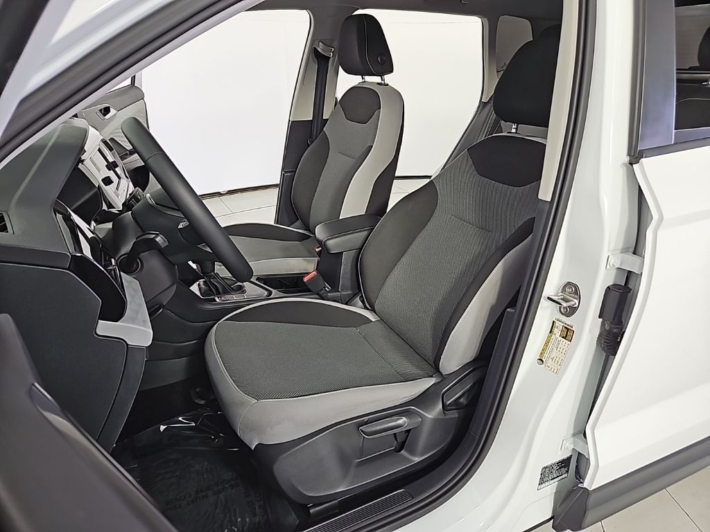 Thumbnail: 2023 Volkswagen Taos - 21