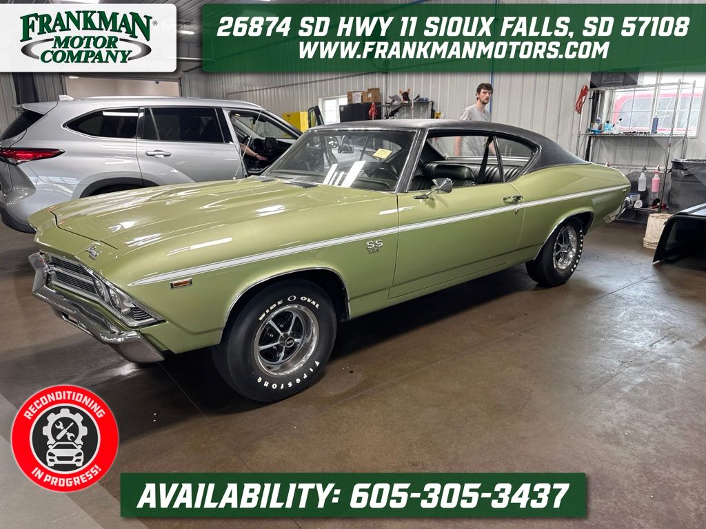 Frost Green 1969 Chevrolet Chevelle Coupe 4-Speed Manual