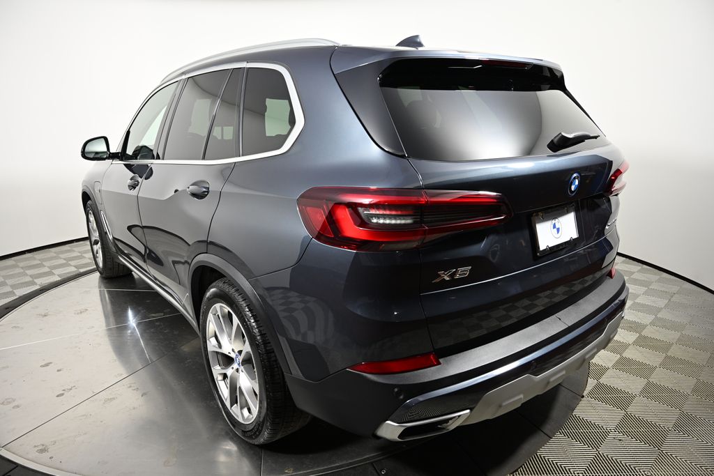 Thumbnail: 2022 BMW X5 - 3