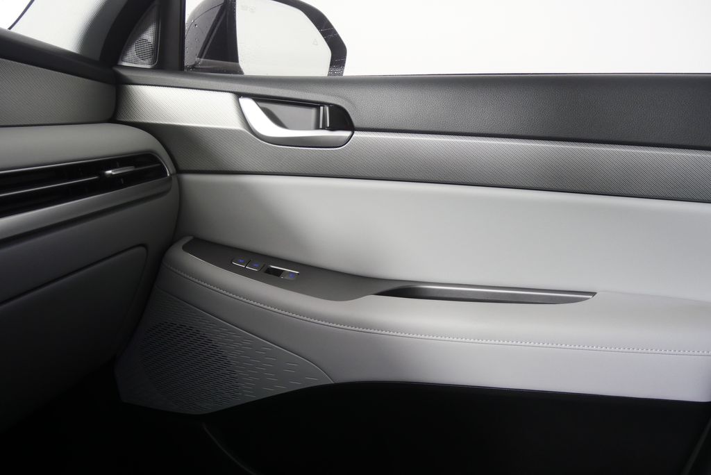 Thumbnail: 2025 Hyundai Palisade - 28