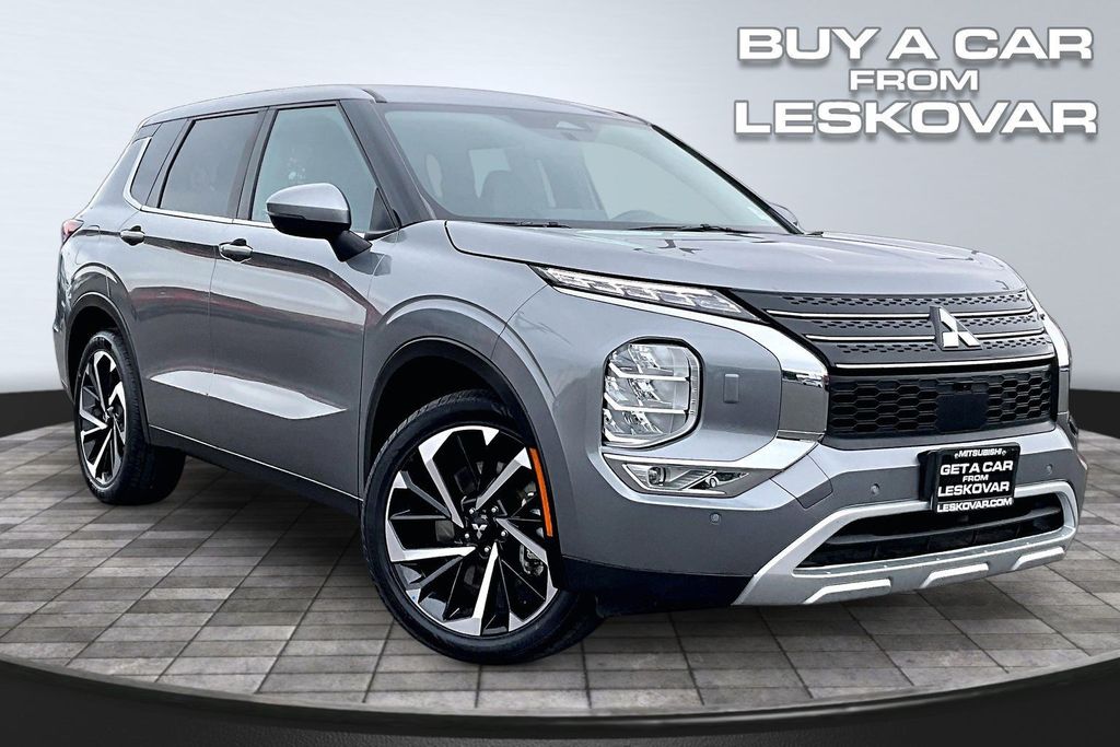 2023 Mitsubishi Outlander SE S-AWC