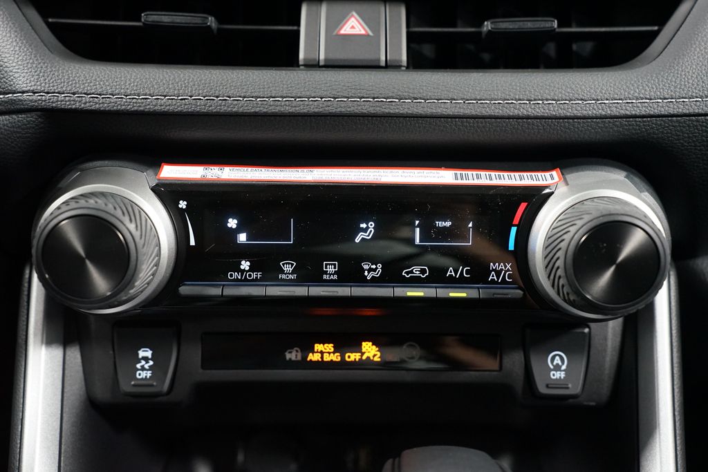 Thumbnail: 2025 Toyota RAV4 - 20