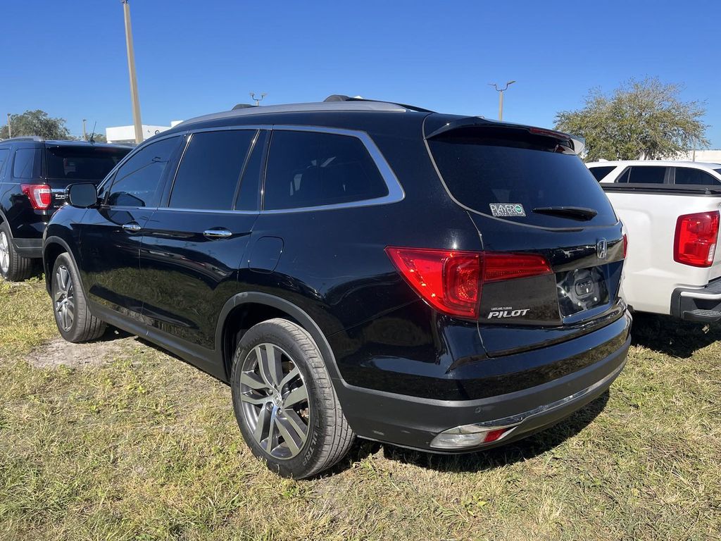 2017 Honda Pilot Touring 4