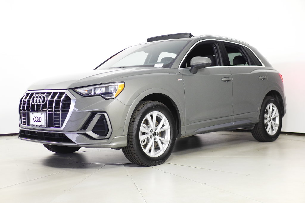 Thumbnail: 2022 Audi Q3 - 2