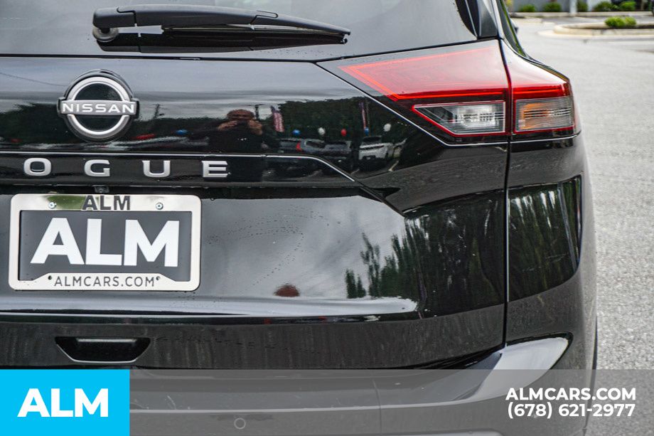 Used 2024 Black Nissan S image 13