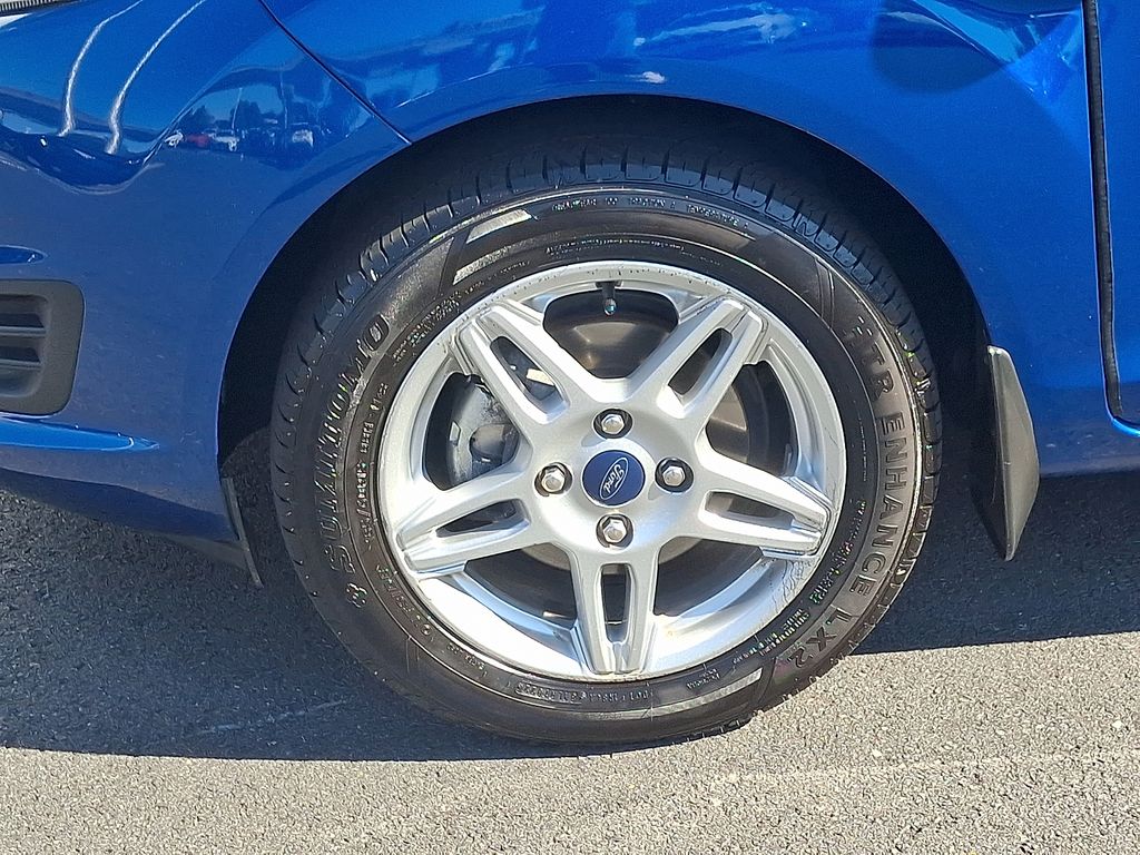 Thumbnail: 2019 Ford Fiesta - 8