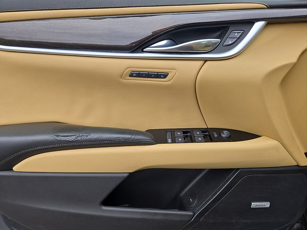 2013 Cadillac XTS