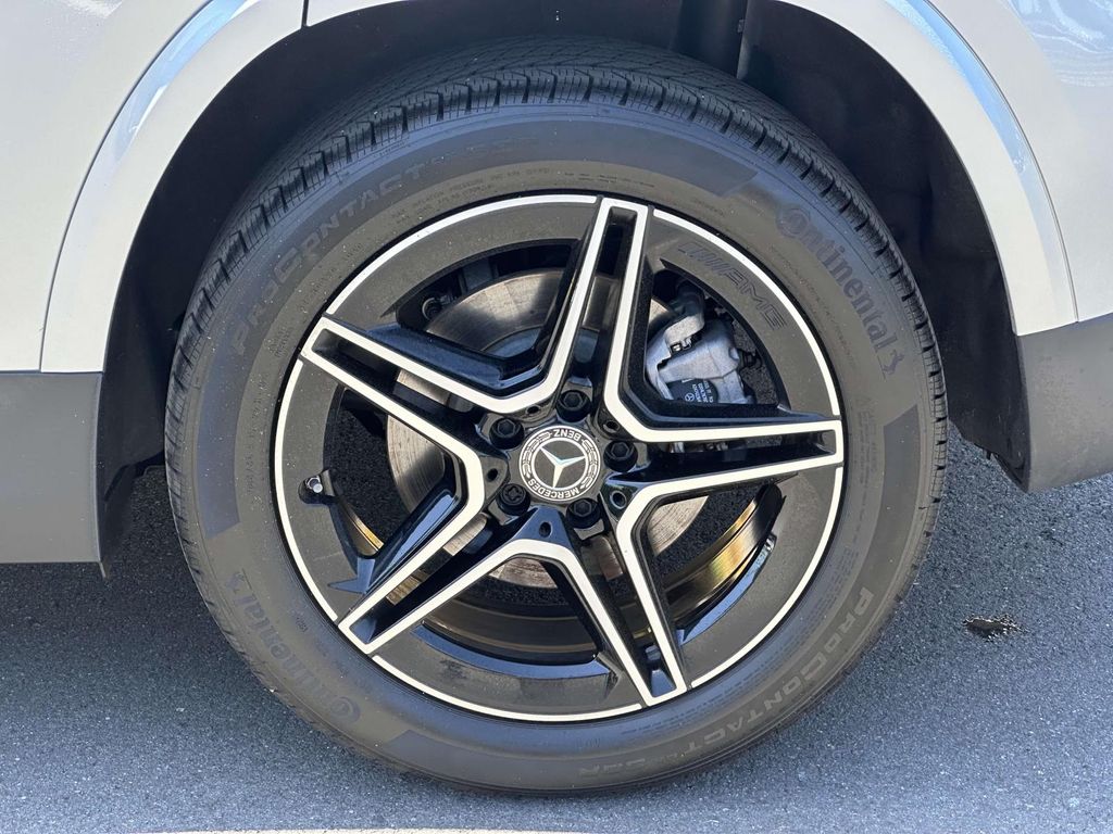 2025 Mercedes-Benz GLA 250 4MATIC 7