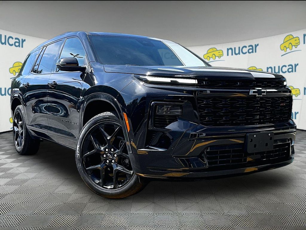 Mosaic Black Metallic 2024 Chevrolet Traverse SUV / Crossover Four-Wheel Drive 8-Speed Automatic