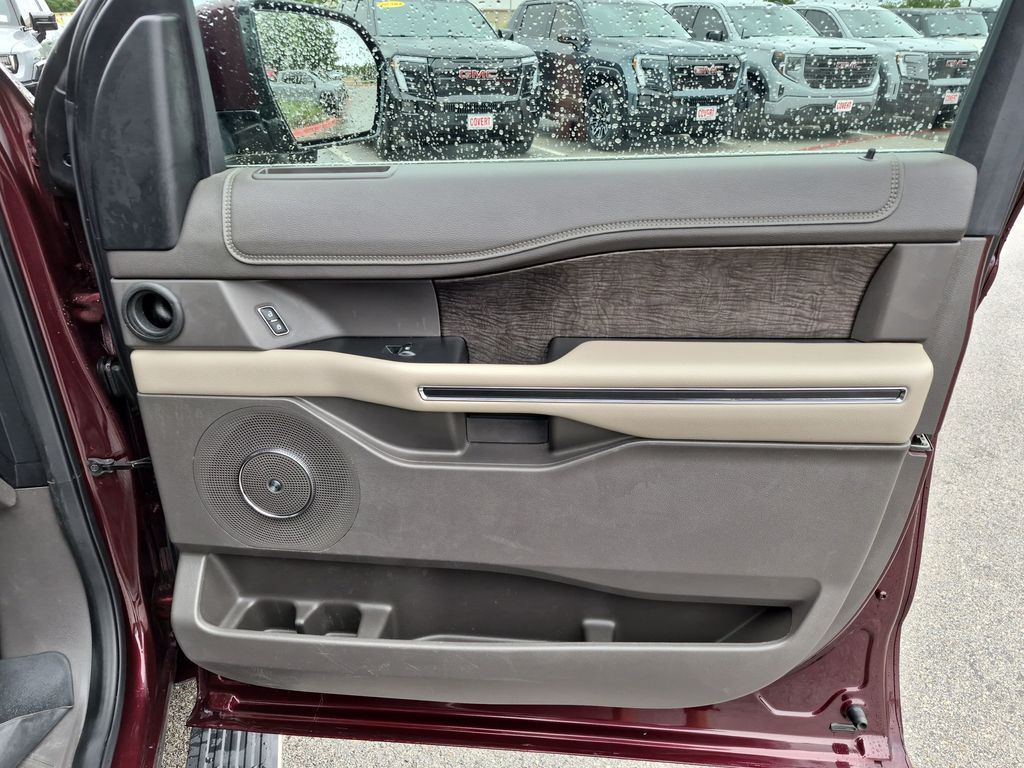 Used Car 2021 Ford Expedition Max  Limited For Sale Under $35,000 In Austin, Texas