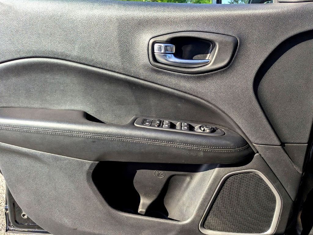 Used Car 2019 Jeep Compass  Altitude For Sale In Taylor, Texas