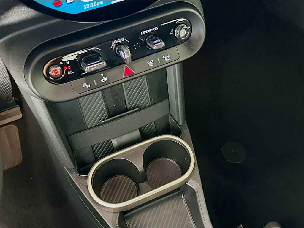 Thumbnail: 2025 MINI Cooper - 16