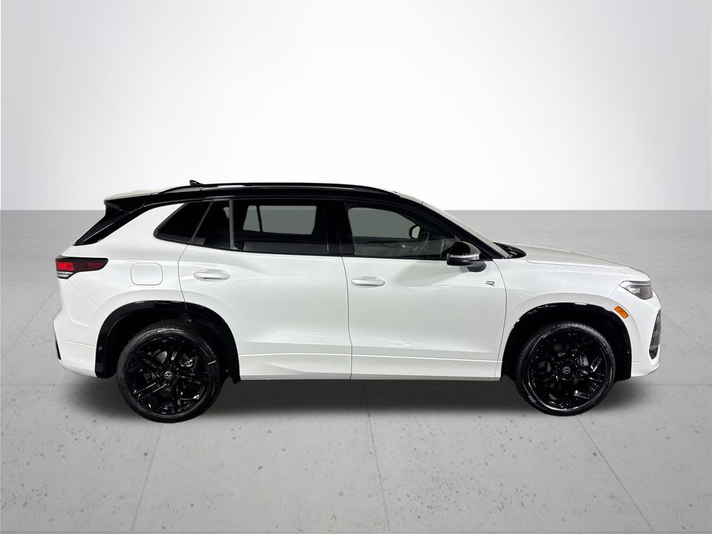 2025 Volkswagen Tiguan 2.0T SE R-Line Black