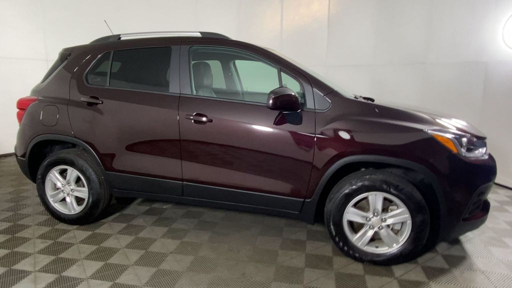 2022 Chevrolet Trax LT photo