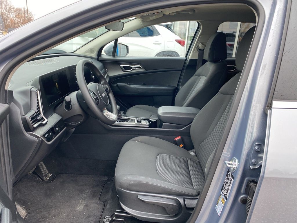 Used 2025 Silver Kia LX image 9