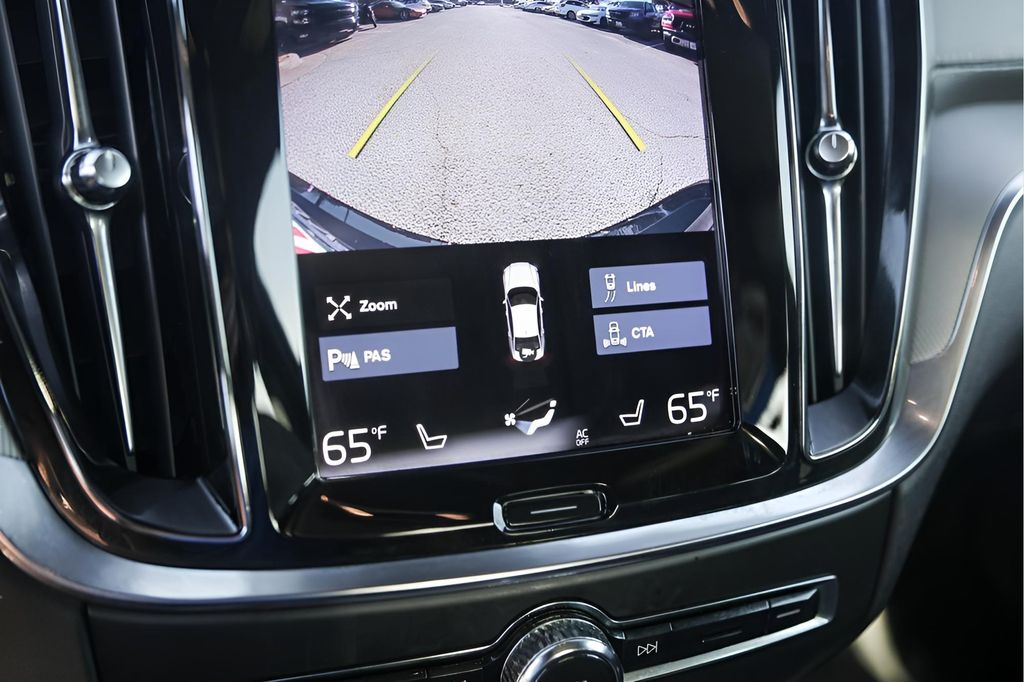 Used Car 2022 Volvo S60  B5 R-design For Sale Under $25,000 In Austin, Texas