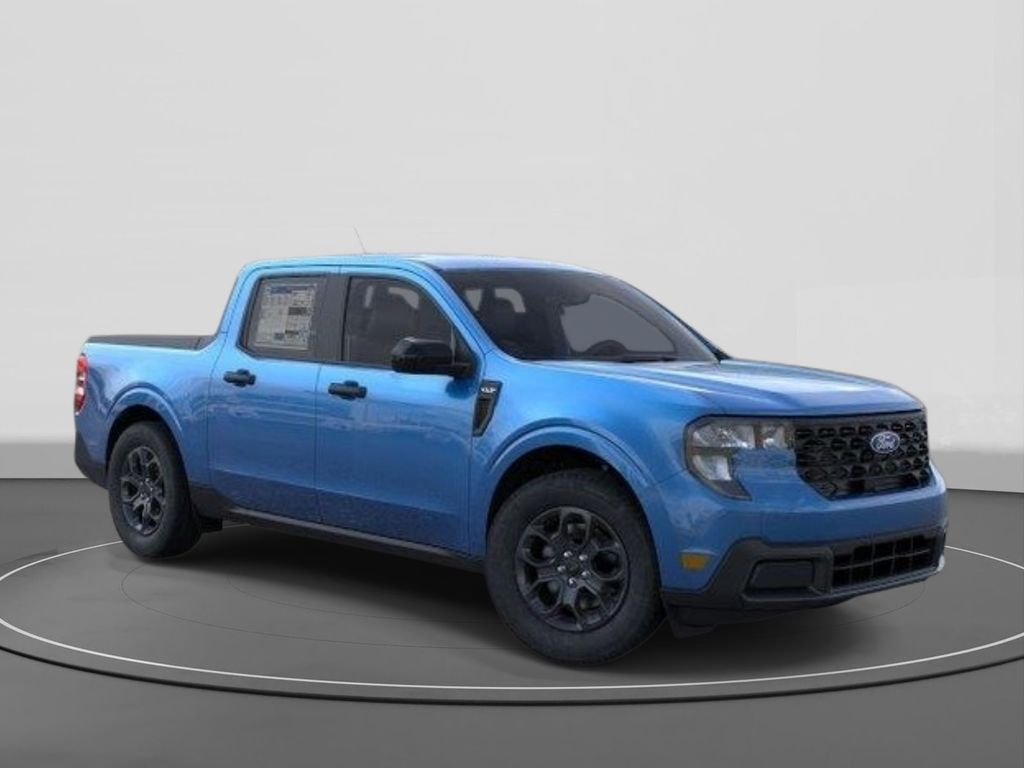 New 2026 Ford Maverick XLT 4D Crew Cab