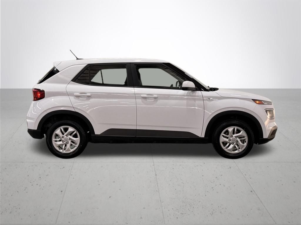 2023 Hyundai Venue SE
