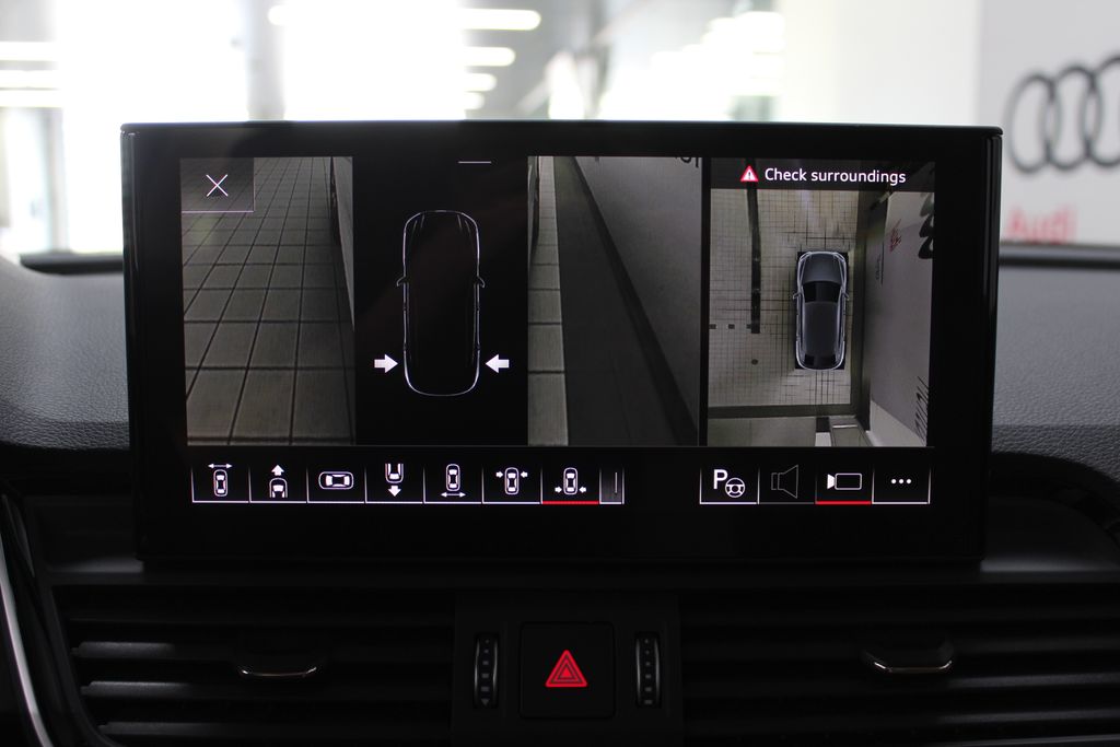 Thumbnail: 2023 Audi Q5 - 26