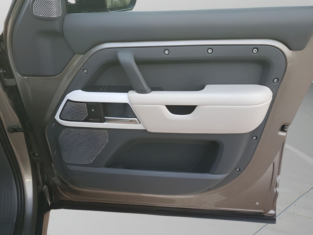 Used Car 2023 Land Rover Defender 130  Se For Sale Under $70,000 In Austin, Texas