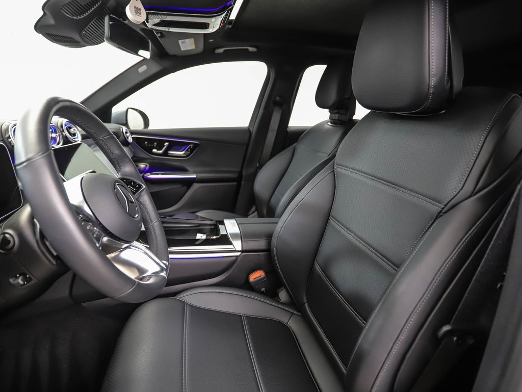 Thumbnail: 2025 Mercedes-Benz GLC - 11