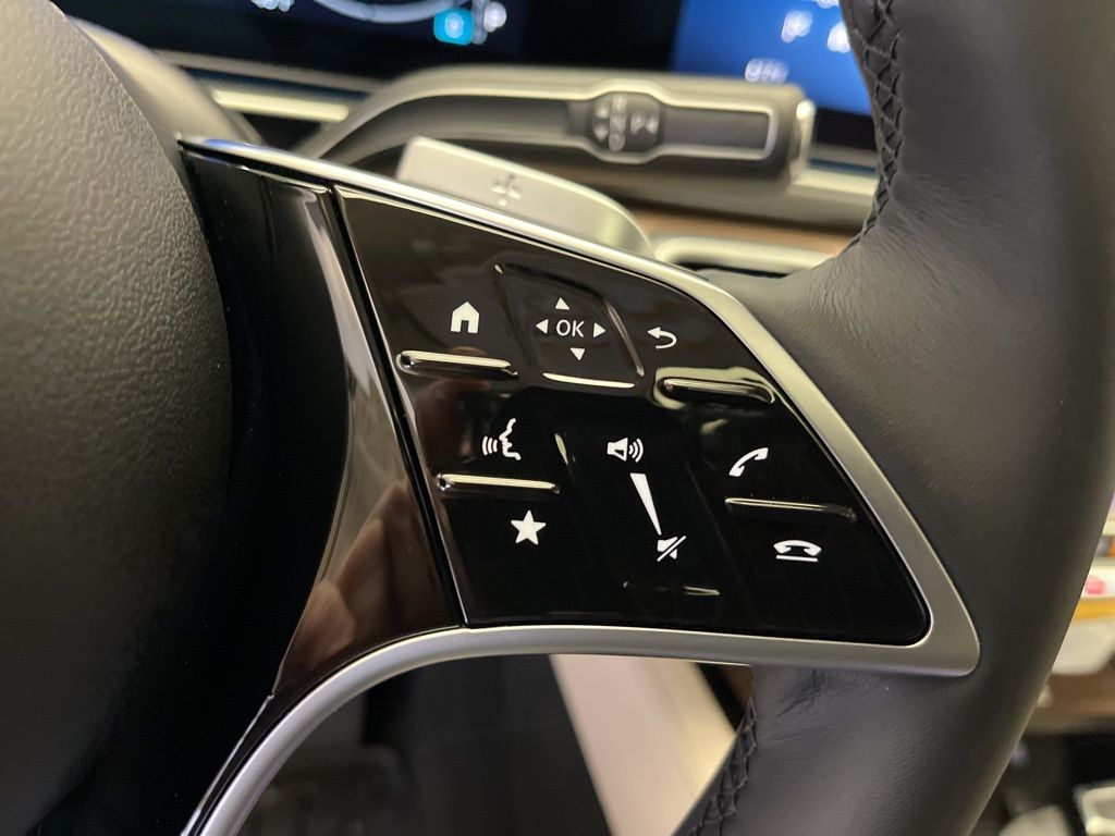 Thumbnail: 2026 Mercedes-Benz GLE - 16