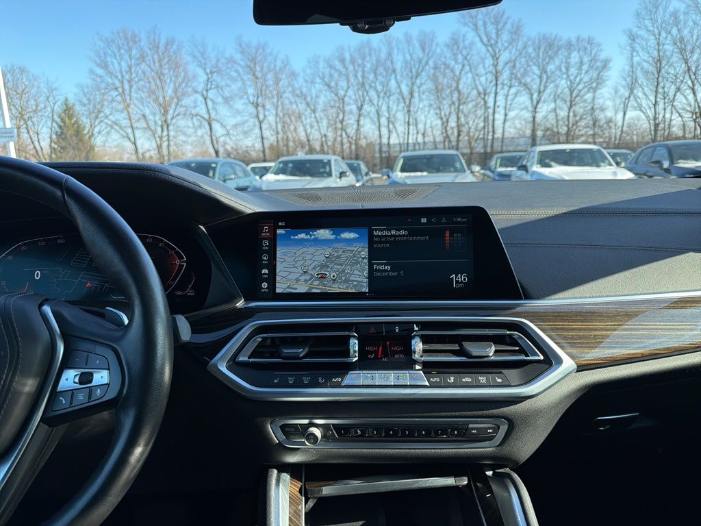 Thumbnail: 2021 BMW X6 - 15