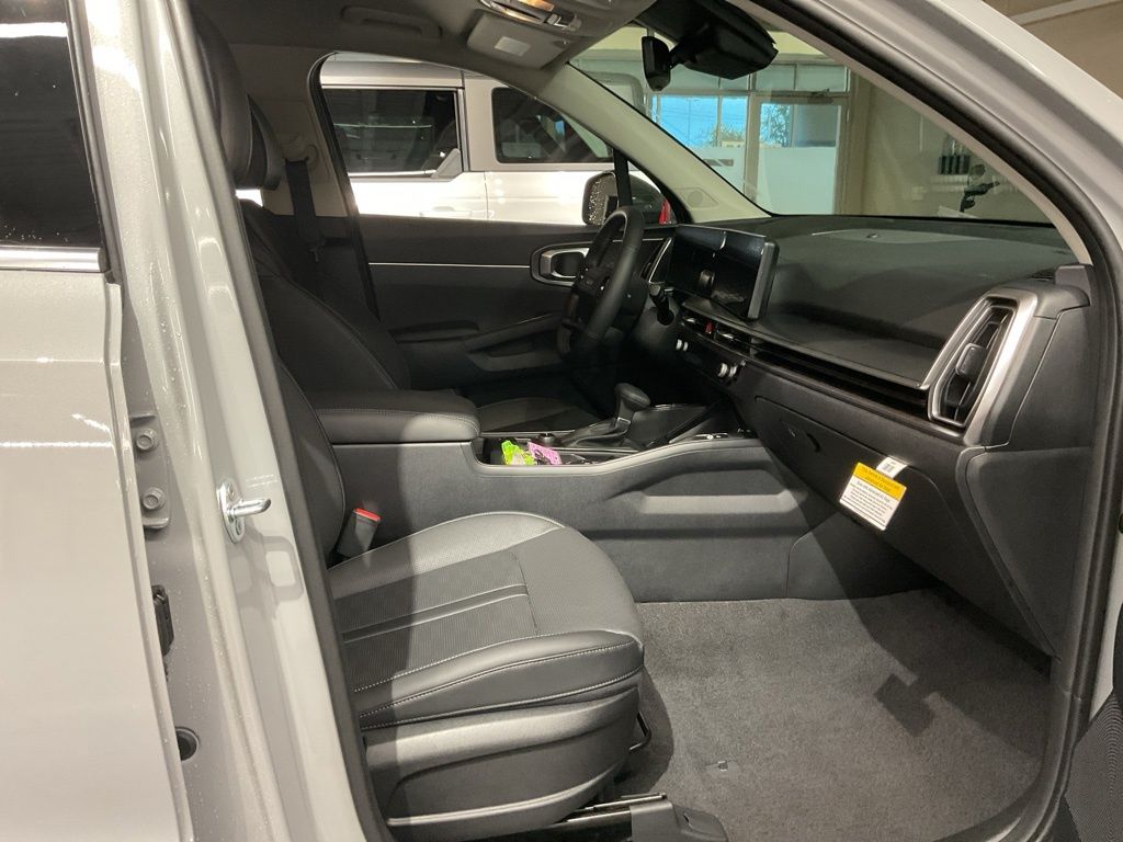 New 2026 Gray Kia S image 22