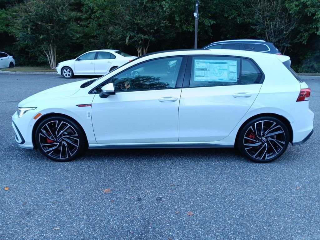 2024 Volkswagen Golf GTI Autobahn 2