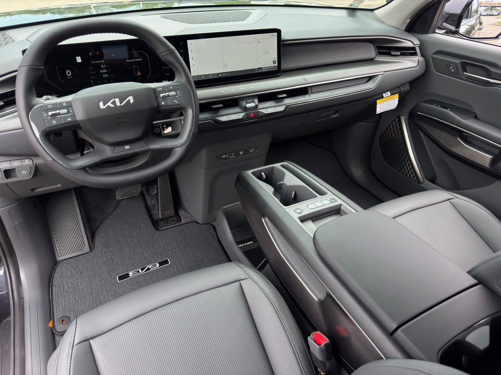 2026 Kia EV9 Light Long Range Gray at Community Kia